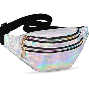 *NWT* Silver Holographic Fanny pack